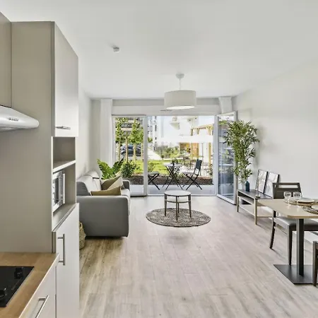 De La Bocca * كان